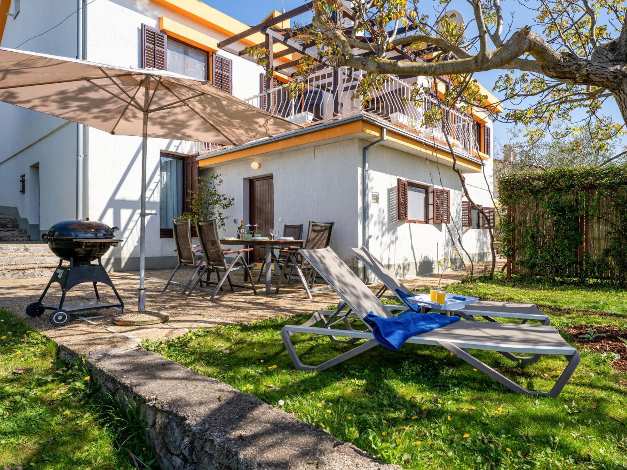 Apartment Jurkovic - Nji100 By Interhome Njivice Exterior foto