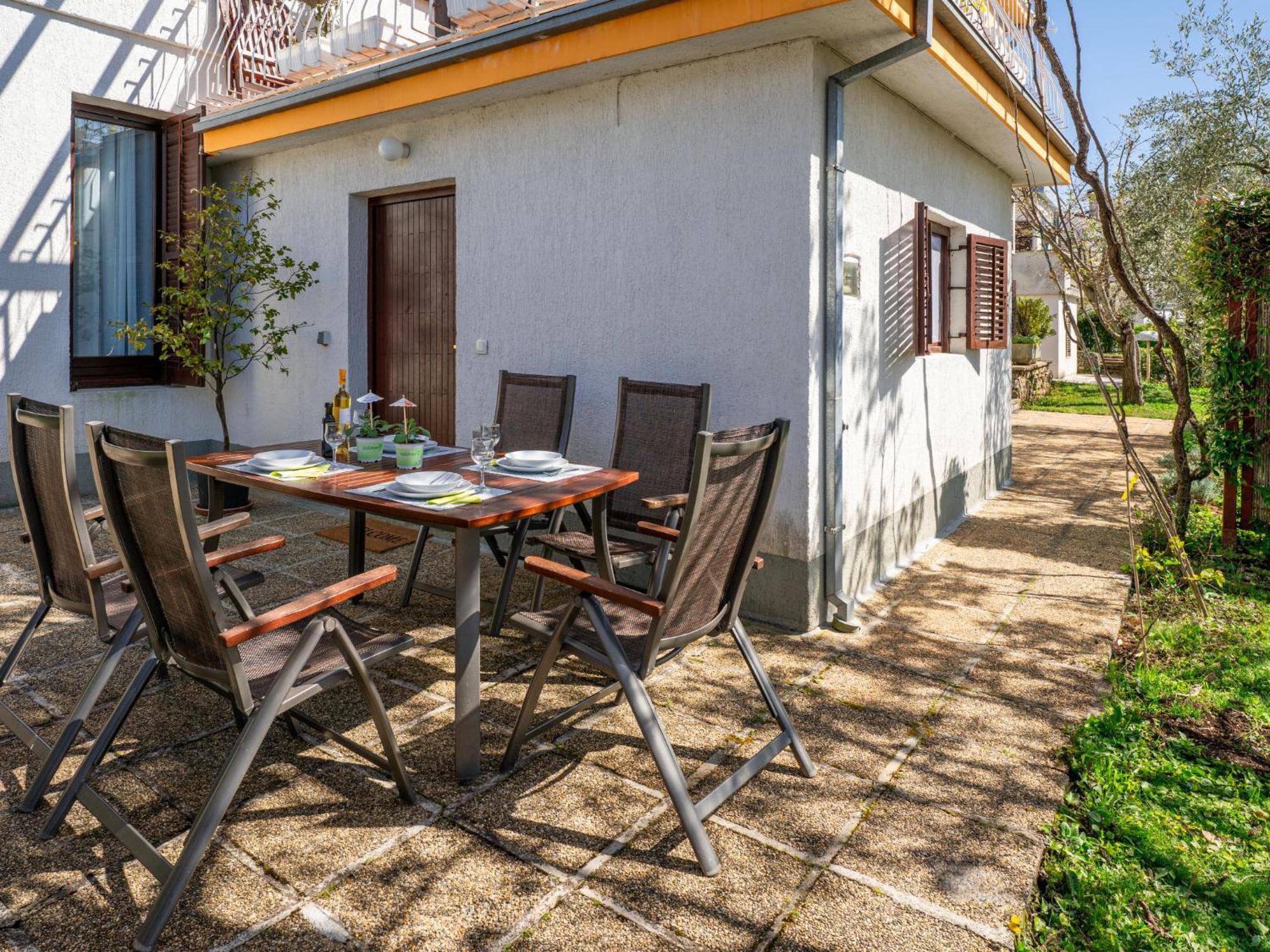 Apartment Jurkovic - Nji100 By Interhome Njivice Exterior foto